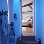 Nuit Romantique, Spa, Champagne, Cinema, Flipper - Escapade Veyloise Apartment