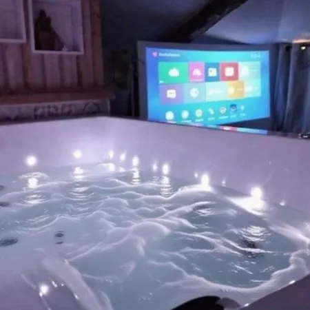 Escapadeveyloise-nuit Romantique-spa-ciné-champagne Appartamento *