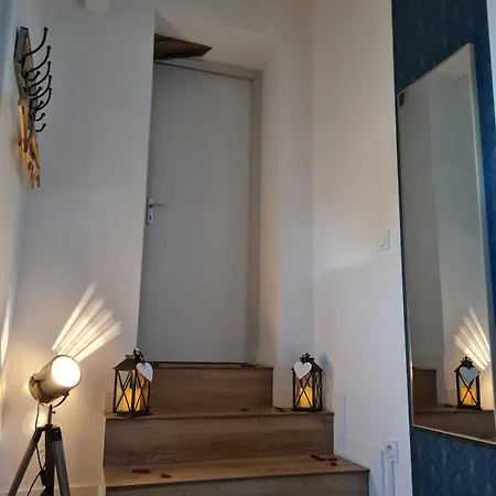 Apartment Escapadeveyloise-nuit Romantique-spa-cine-champagne Pont-de-Veyle