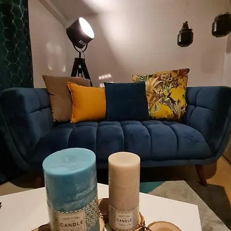 Escapadeveyloise-nuit Romantique-spa-cine-champagne Apartment *
