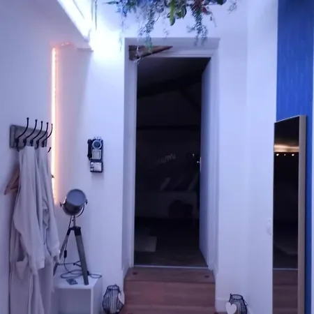 Nuit Romantique, Spa, Champagne, Cinema, Flipper - Escapade Veyloise Apartment