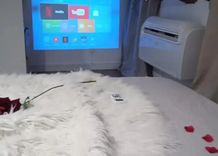 Escapadeveyloise-nuit Romantique-spa-ciné-champagne Appartement
